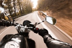 how to safely ride a motorcycle in turns